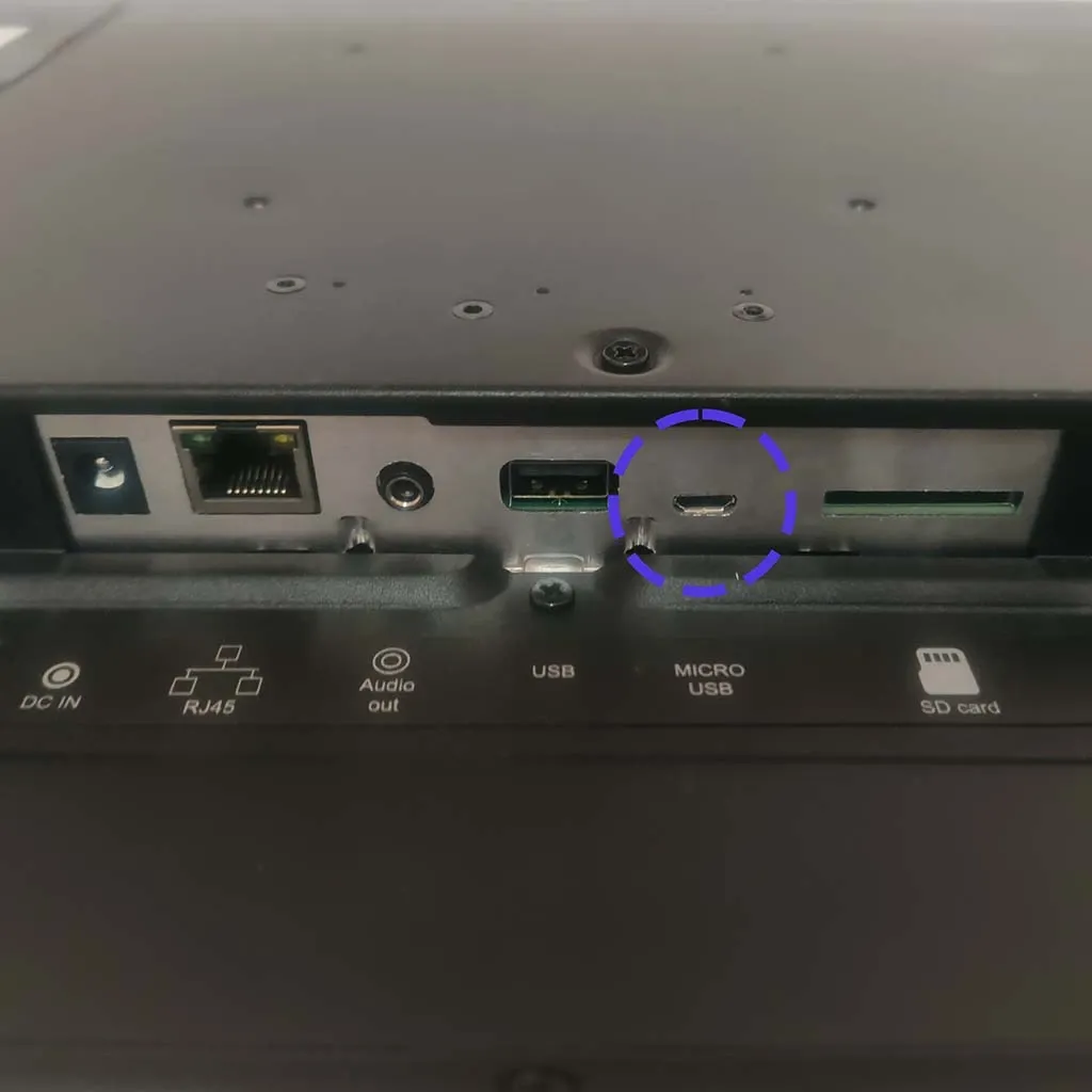 Ports de l'écran e-paper Philips 24BDL4050I